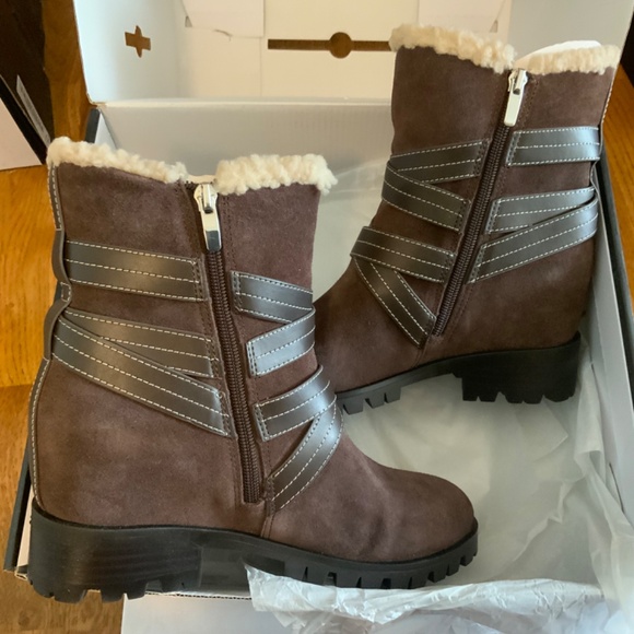 Nine West Davyd Wedge Buckle Booties Brown Suede Leather Women's Winter Boots 8 - Picture 7 of 8